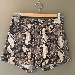 H&M high waisted denim printed shorts